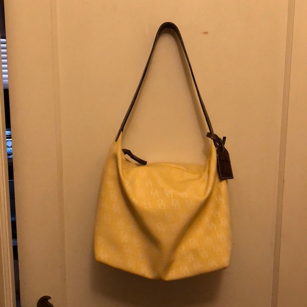 Dooney & Bourke purse